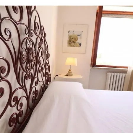 Elegante Vacanze 아파트 *